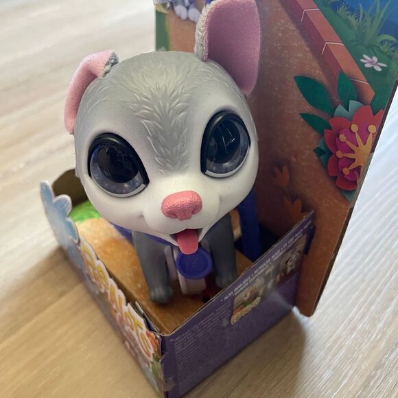 FurReal Peealots Lil Wags Husky Electronic Pet New - Picture 2 of 5